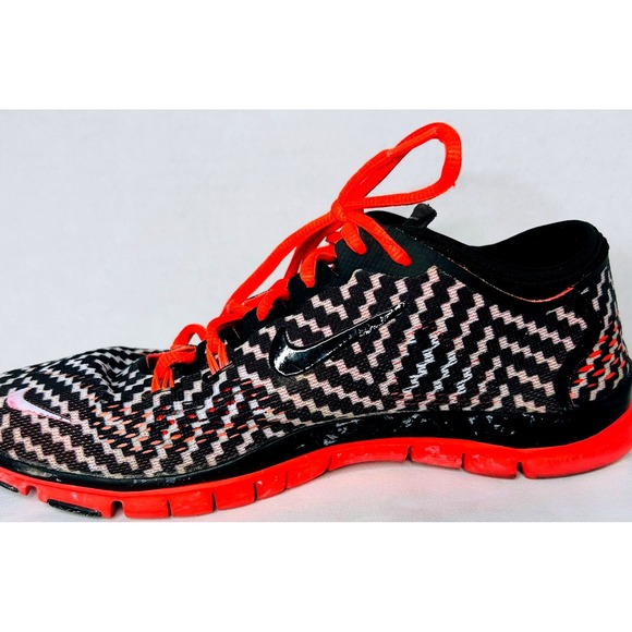 Nike Free 5.0 TR Fit 4 Women's Training Shoe~ Black/White/Coral~ Women's Size 8 - Picture 13 of 14